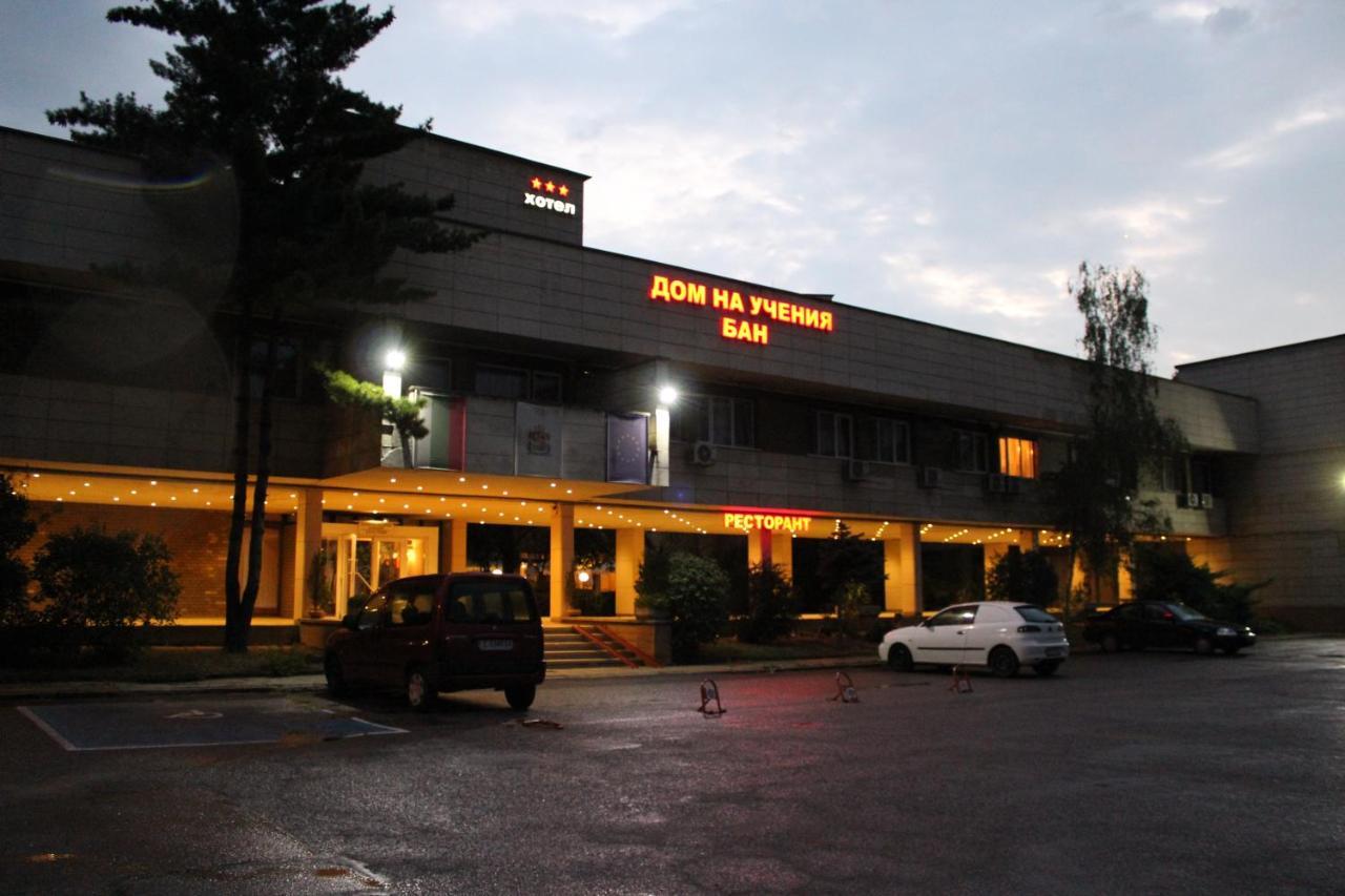 Hotel Of Bulgarian Academy Of Sciences Sófia Exterior foto